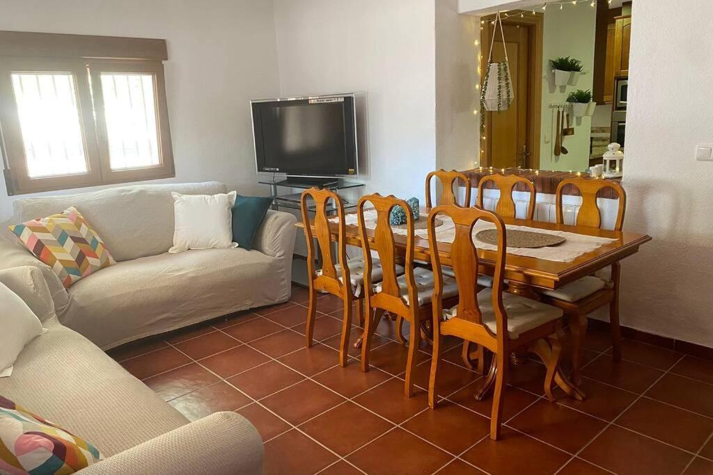 Сasa de vacaciones Casa Cactus Preciosa Con Piscina Y Exterior Privado Muy Amplio Granada