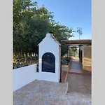 Magnífico chalet con piscina y exterior muy amplio